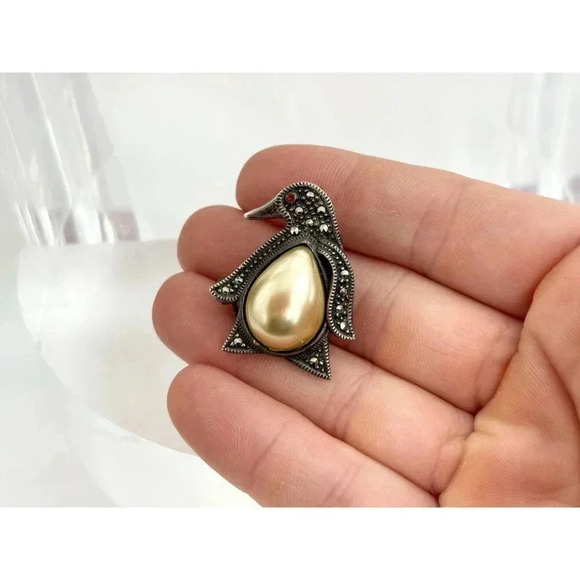 Sterling S Marcasite Teardrop Faux Pearl Cabochon Vintage Pendant Brooch Pin - Picture 5 of 10